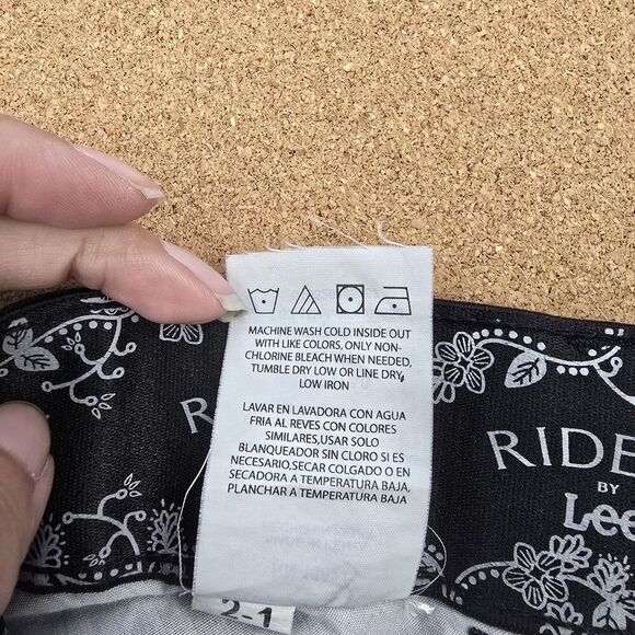 Riders By Lee Women's Black Mid Rise Bootcut Straight Leg Jeans Size 20W/P A6 - Picture 5 of 8